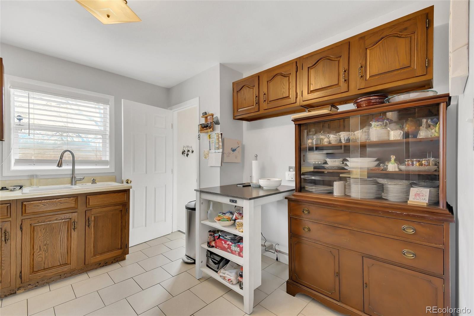 MLS Image #7 for 10642  larson drive,northglenn, Colorado