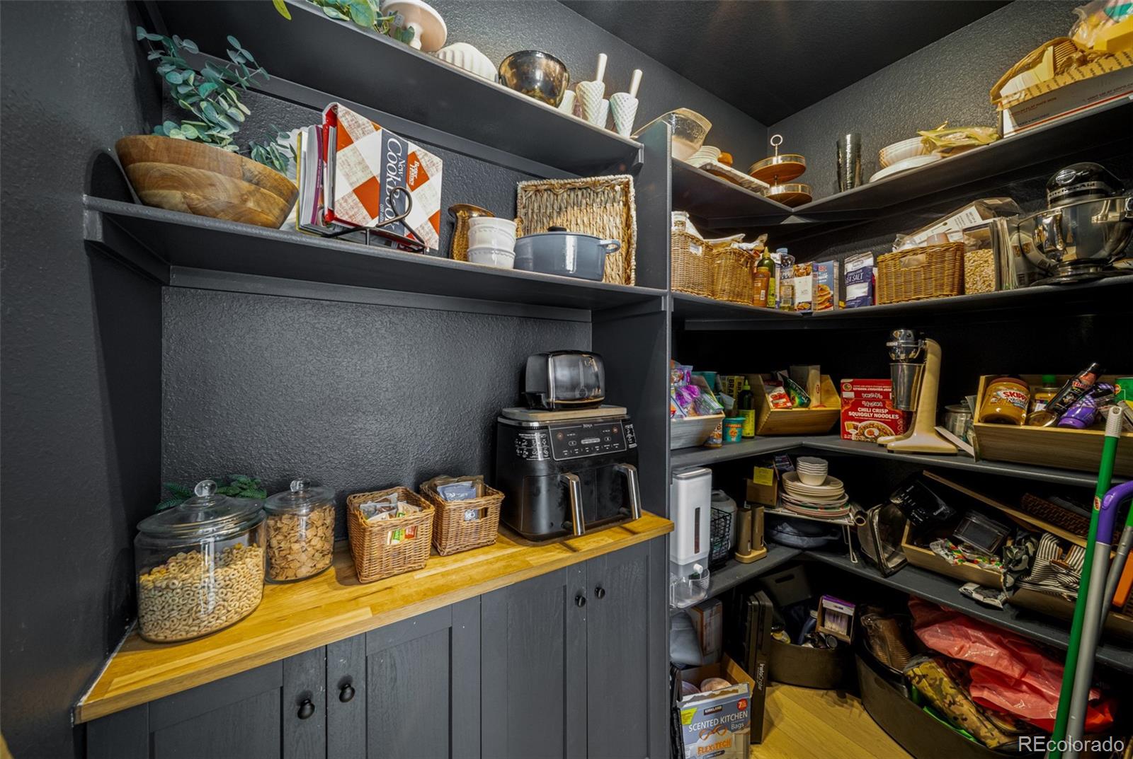 MLS Image #5 for 3827 n catawba way,aurora, Colorado