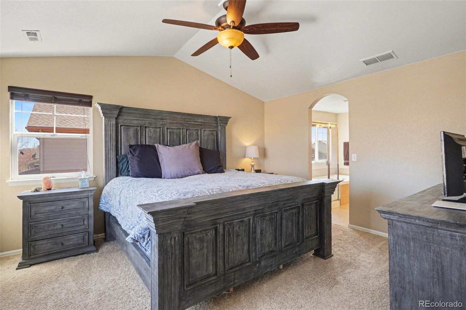MLS Image #11 for 25404 e 2nd avenue,aurora, Colorado