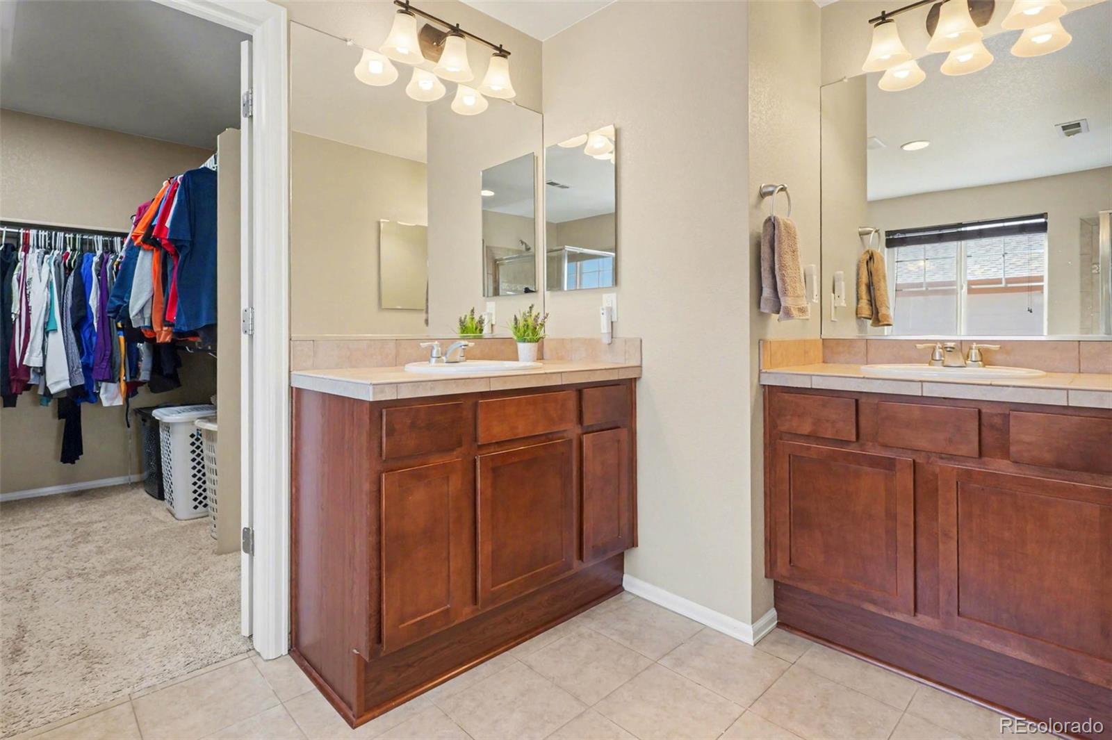 MLS Image #15 for 25404 e 2nd avenue,aurora, Colorado
