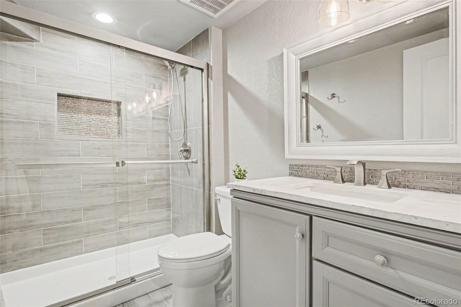 MLS Image #24 for 25404 e 2nd avenue,aurora, Colorado