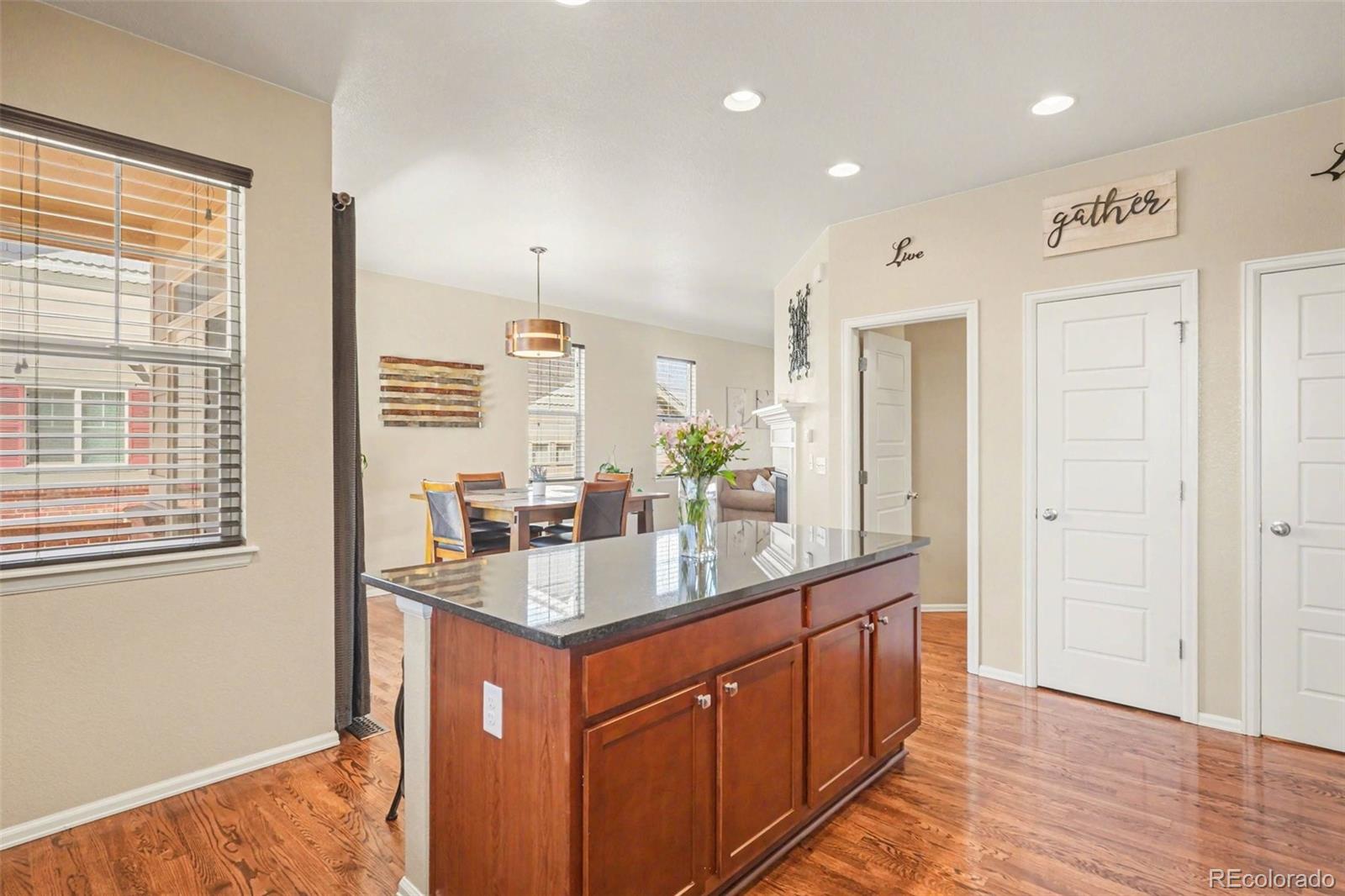 MLS Image #9 for 25404 e 2nd avenue,aurora, Colorado