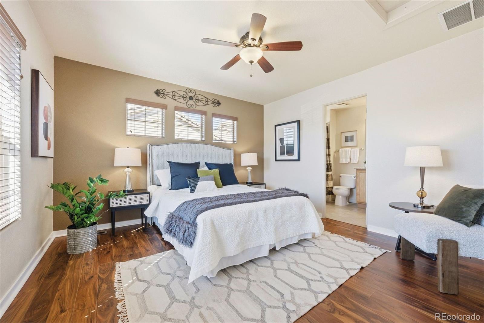 MLS Image #15 for 10128 e 29th drive ,denver, Colorado