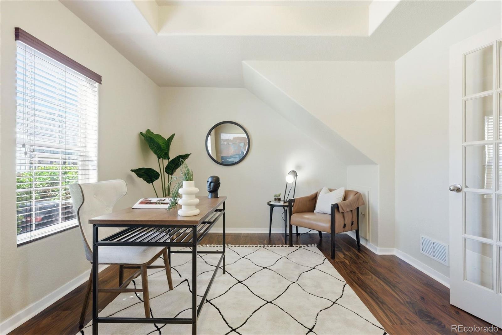 MLS Image #5 for 10128 e 29th drive ,denver, Colorado