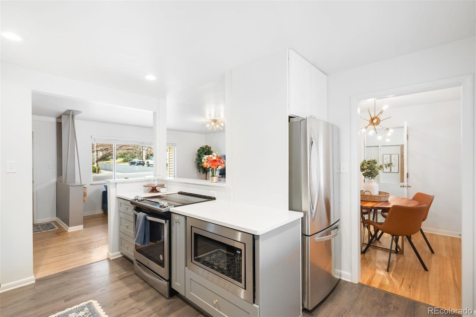 MLS Image #12 for 1803 s glencoe street,denver, Colorado