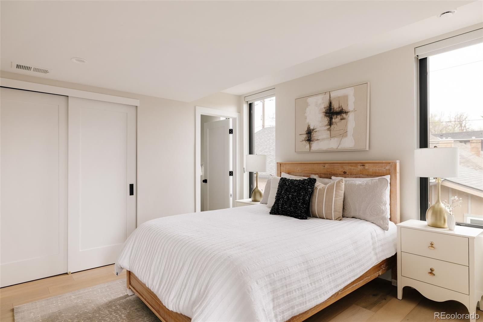 MLS Image #21 for 2327 w 33rd avenue,denver, Colorado