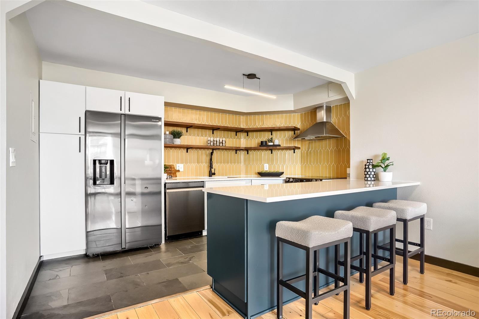 MLS Image #6 for 1625  larimer street 2502,denver, Colorado