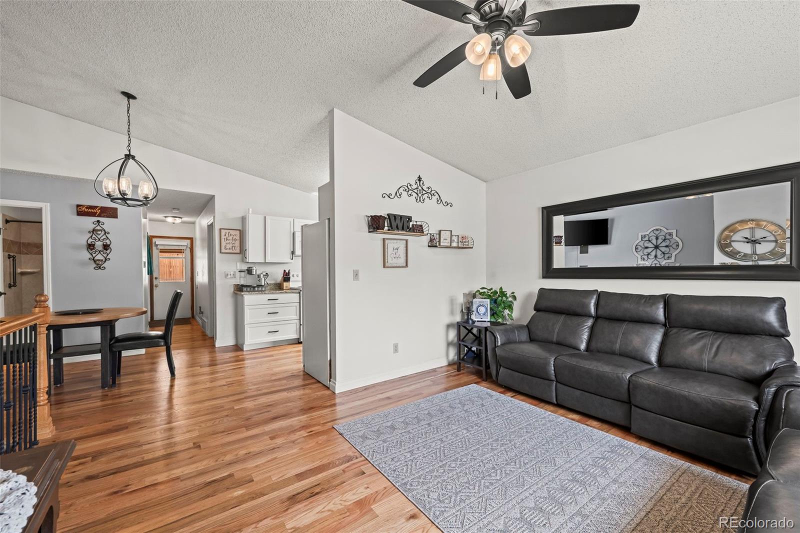 MLS Image #3 for 7410  churchwood circle,colorado springs, Colorado