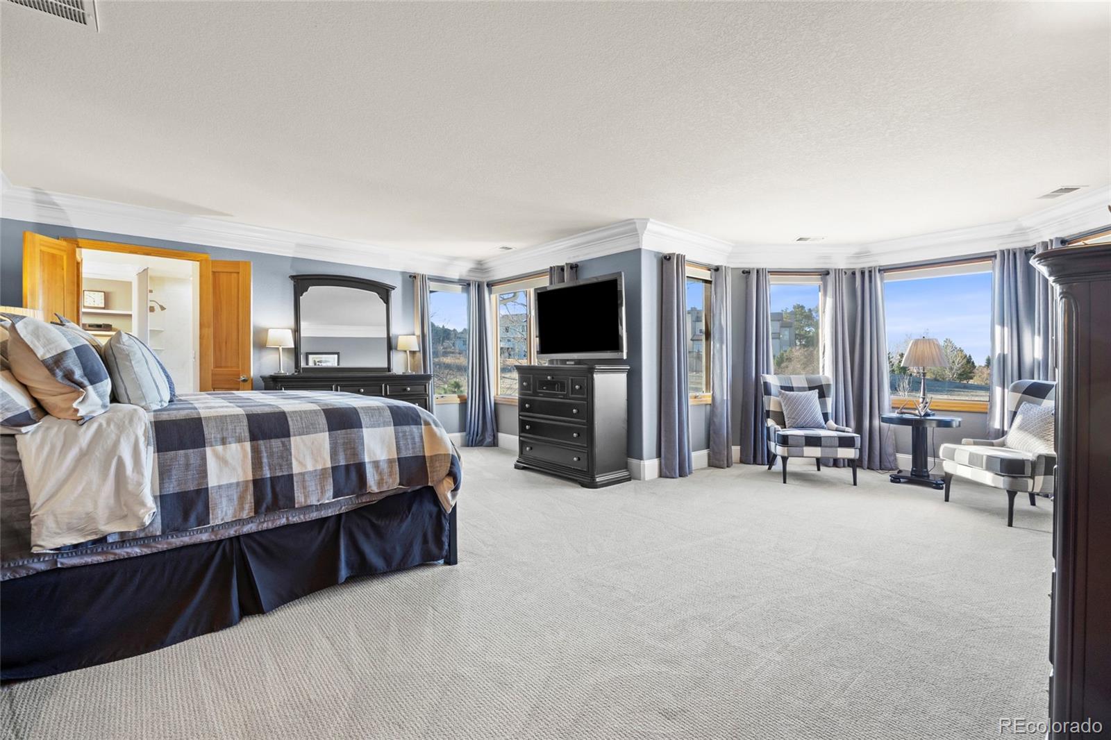 MLS Image #14 for 7423 s chapparal circle,centennial, Colorado