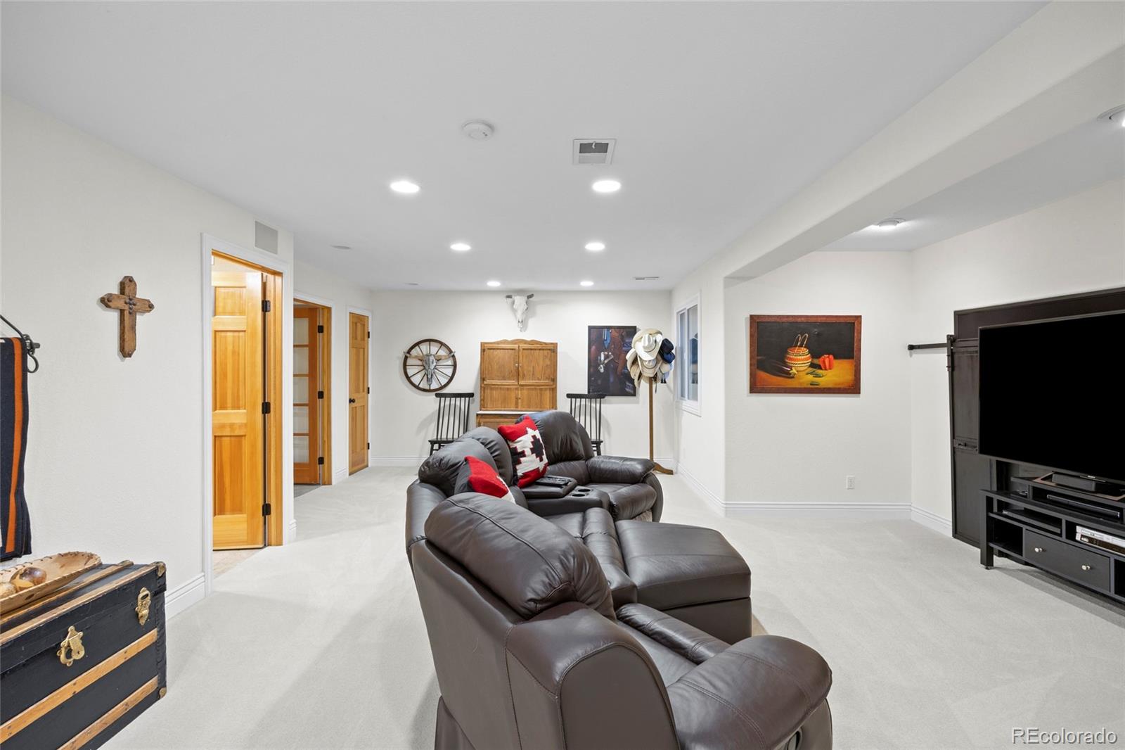 MLS Image #26 for 7423 s chapparal circle,centennial, Colorado