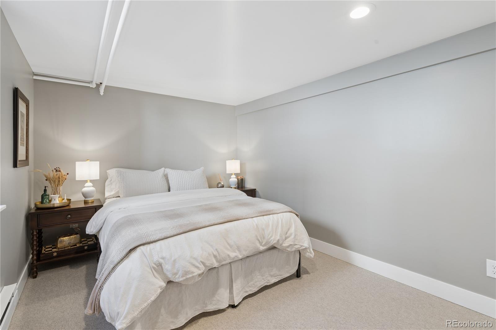 MLS Image #24 for 1385 s lincoln street,denver, Colorado