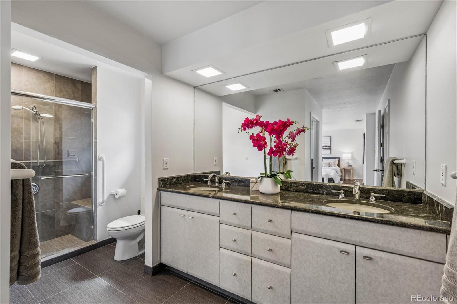 MLS Image #19 for 2222 s dallas street,denver, Colorado