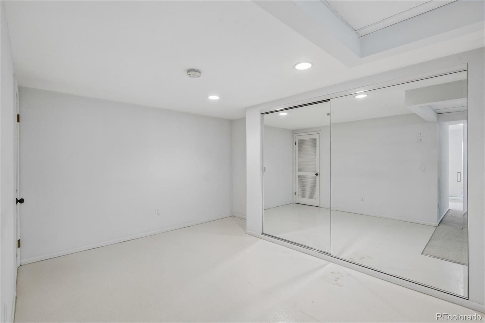 MLS Image #27 for 2222 s dallas street,denver, Colorado