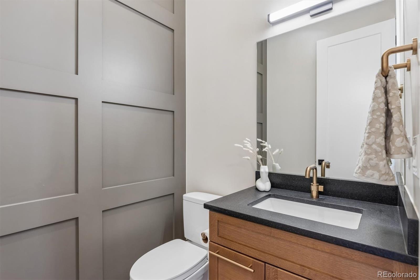 MLS Image #14 for 1109 s clayton street,denver, Colorado
