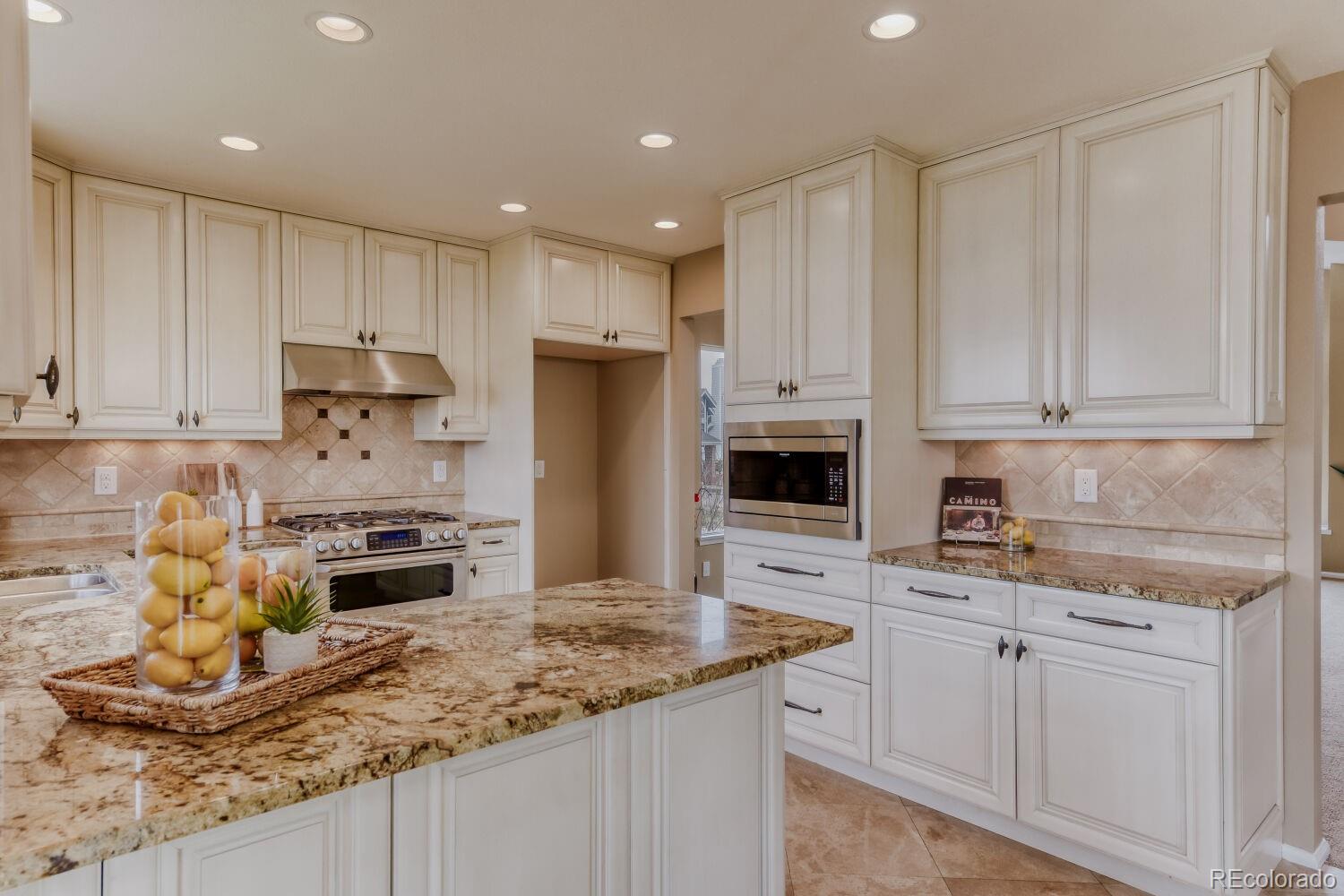 MLS Image #6 for 9378  shadowglen court,highlands ranch, Colorado