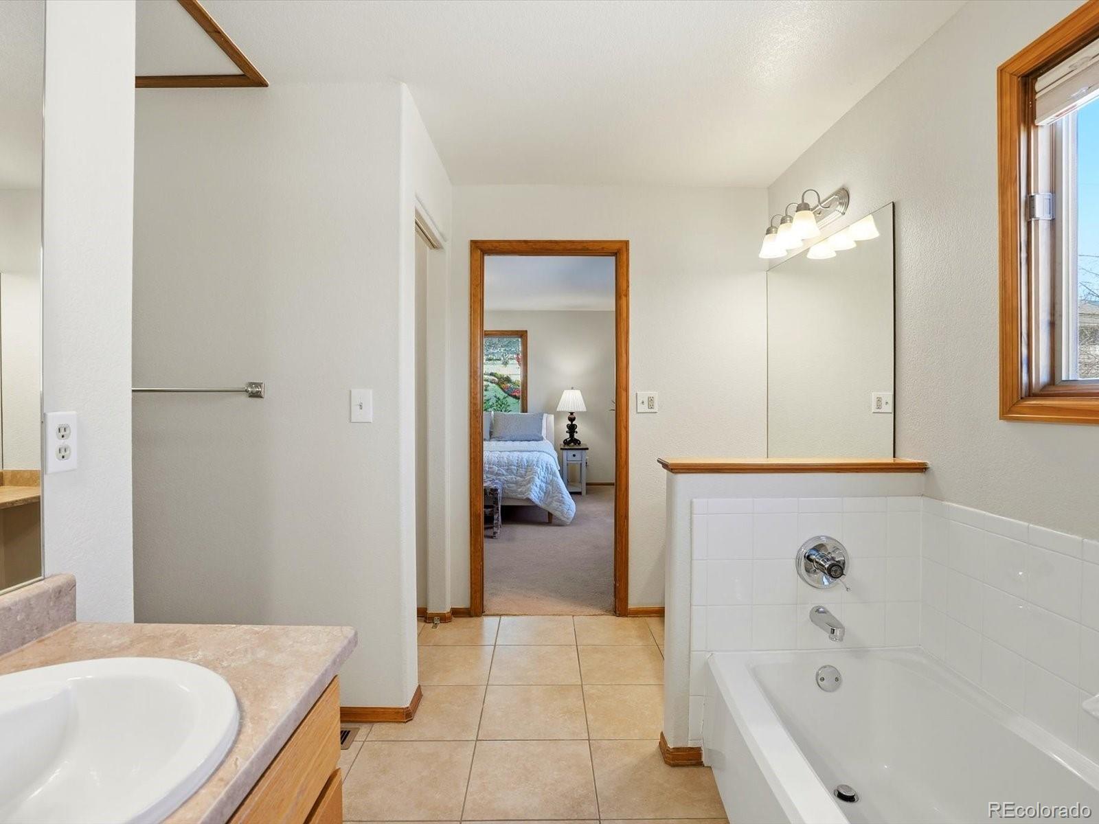MLS Image #23 for 7947 s dover street,littleton, Colorado