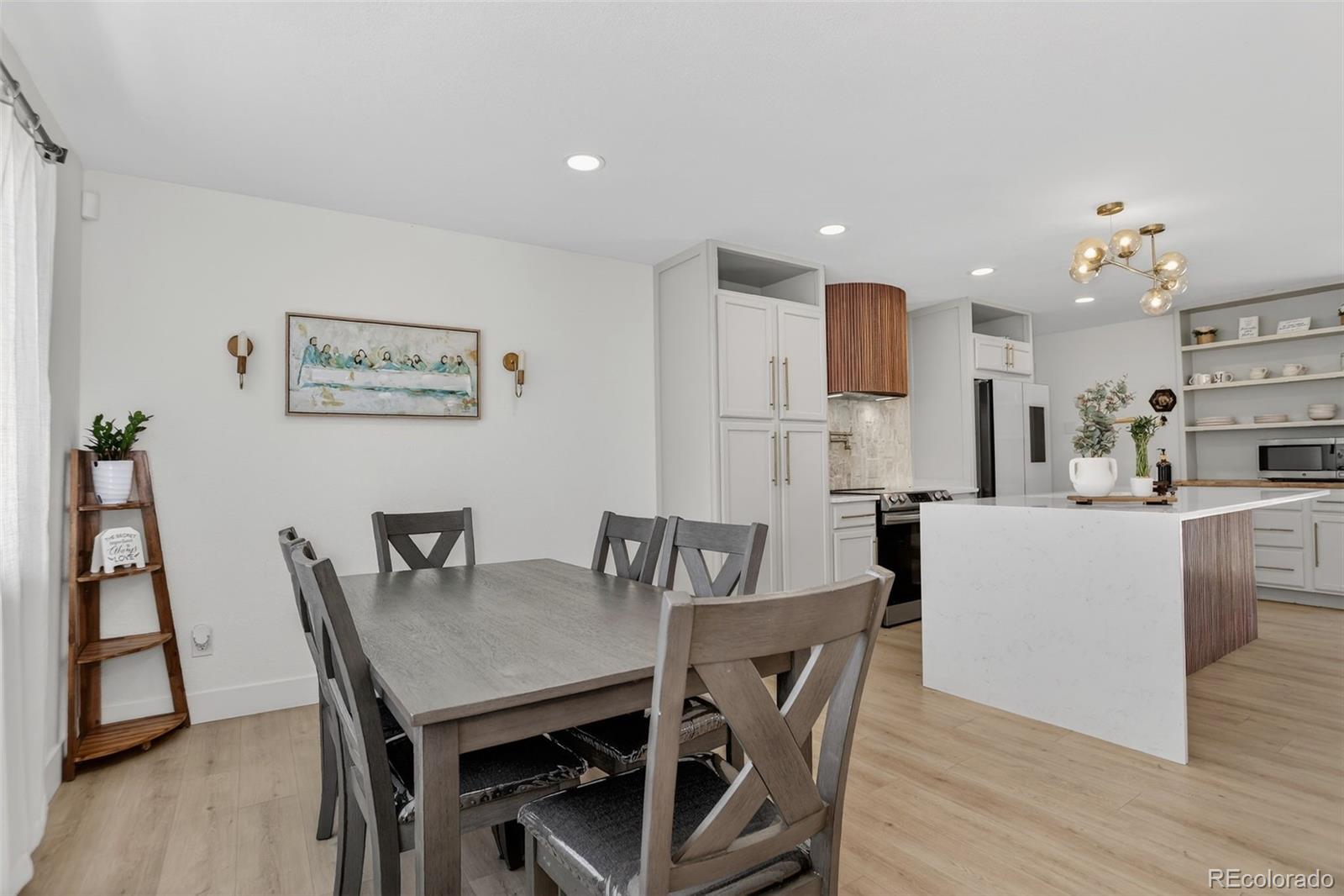 MLS Image #4 for 690 s newark court,aurora, Colorado