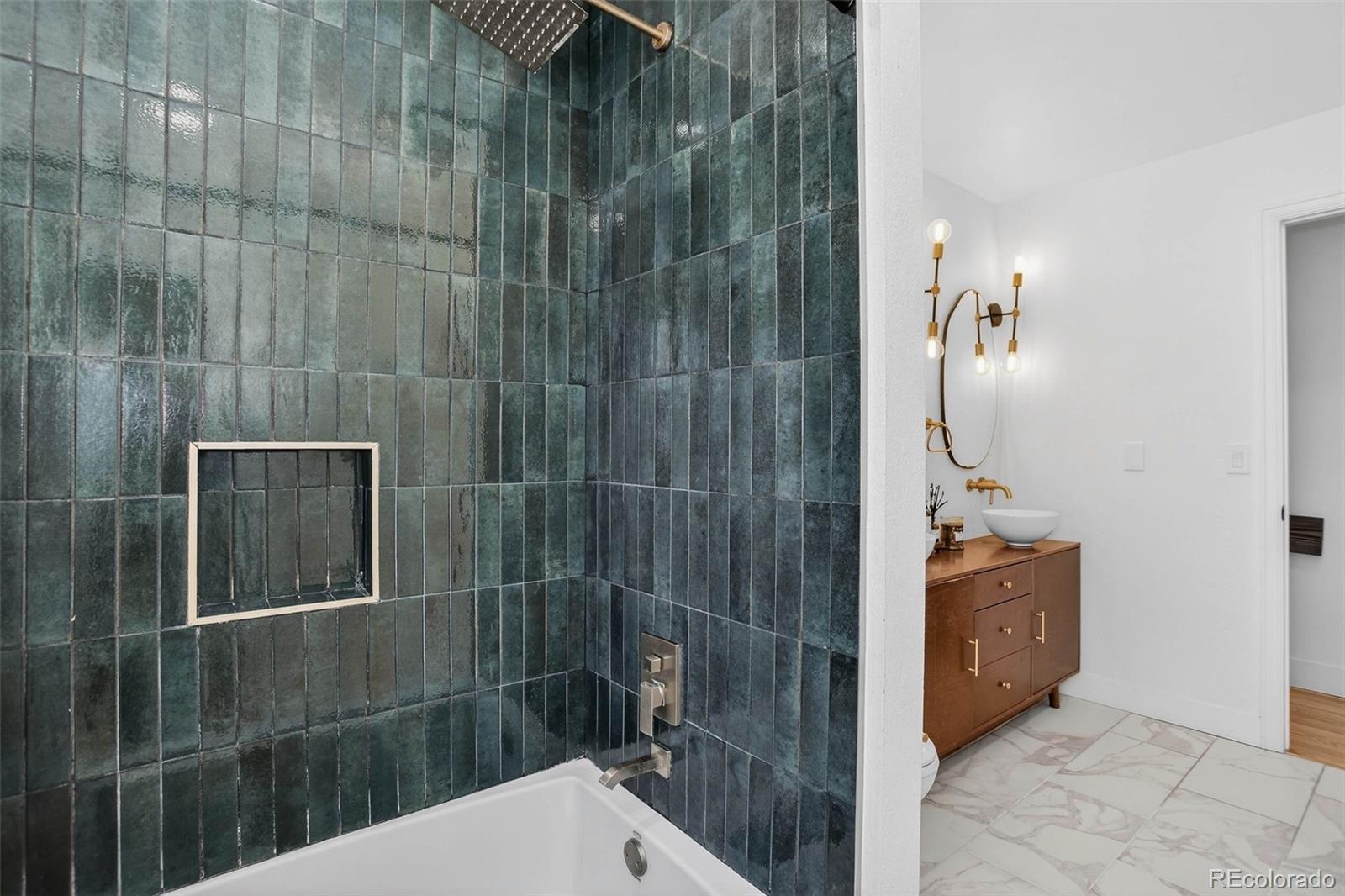MLS Image #9 for 690 s newark court,aurora, Colorado