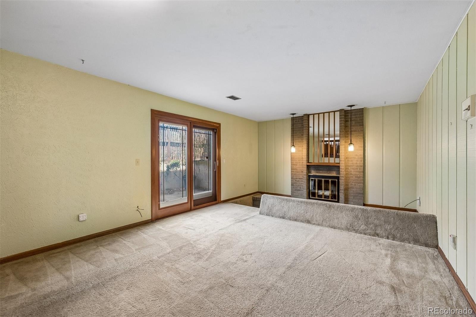 MLS Image #8 for 11405 e vassar drive,aurora, Colorado