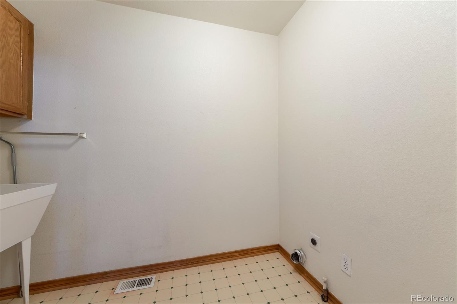 MLS Image #12 for 18876 e powers drive,aurora, Colorado