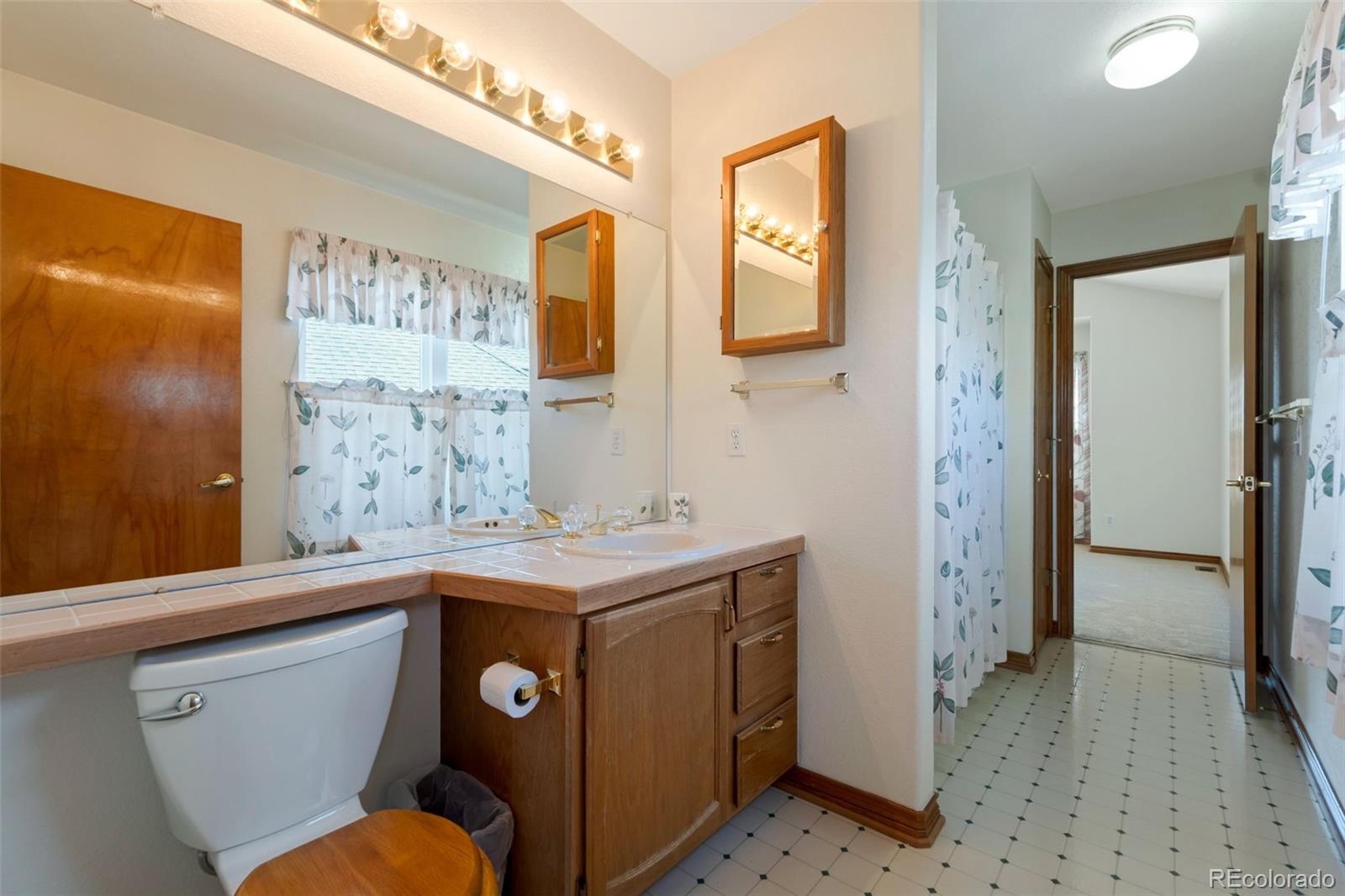MLS Image #19 for 18876 e powers drive,aurora, Colorado