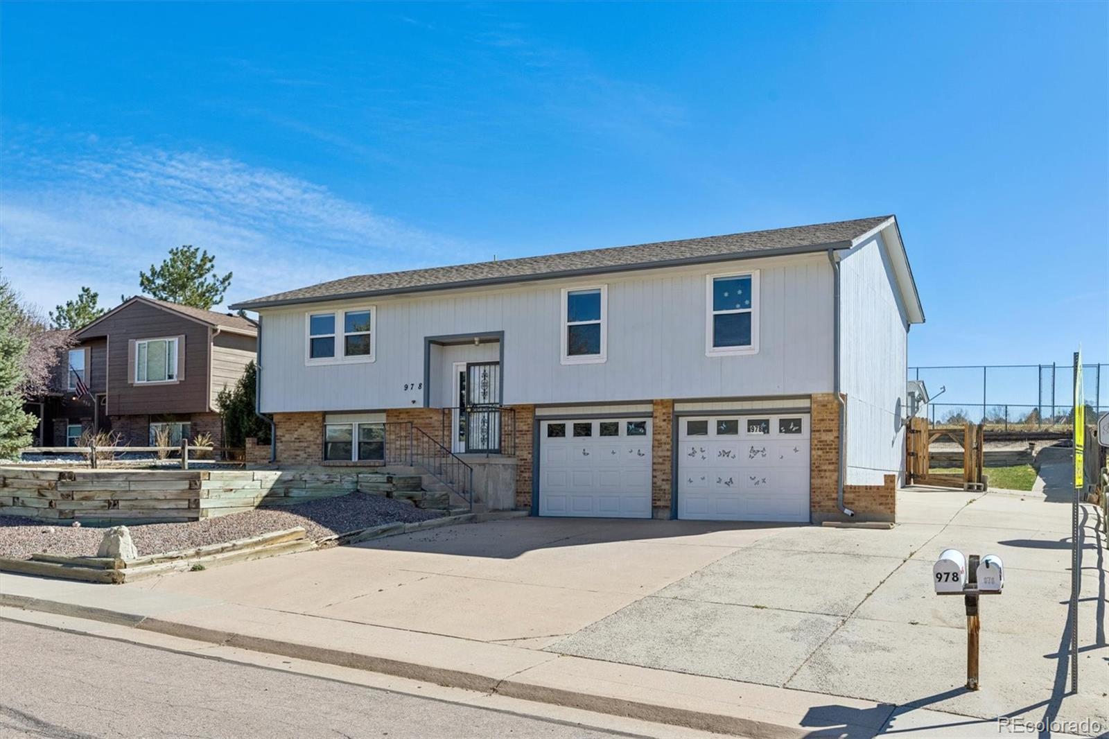 MLS Image #1 for 978  oakwood drive,castle rock, Colorado
