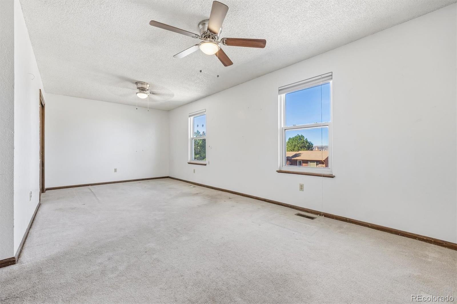 MLS Image #14 for 978  oakwood drive,castle rock, Colorado