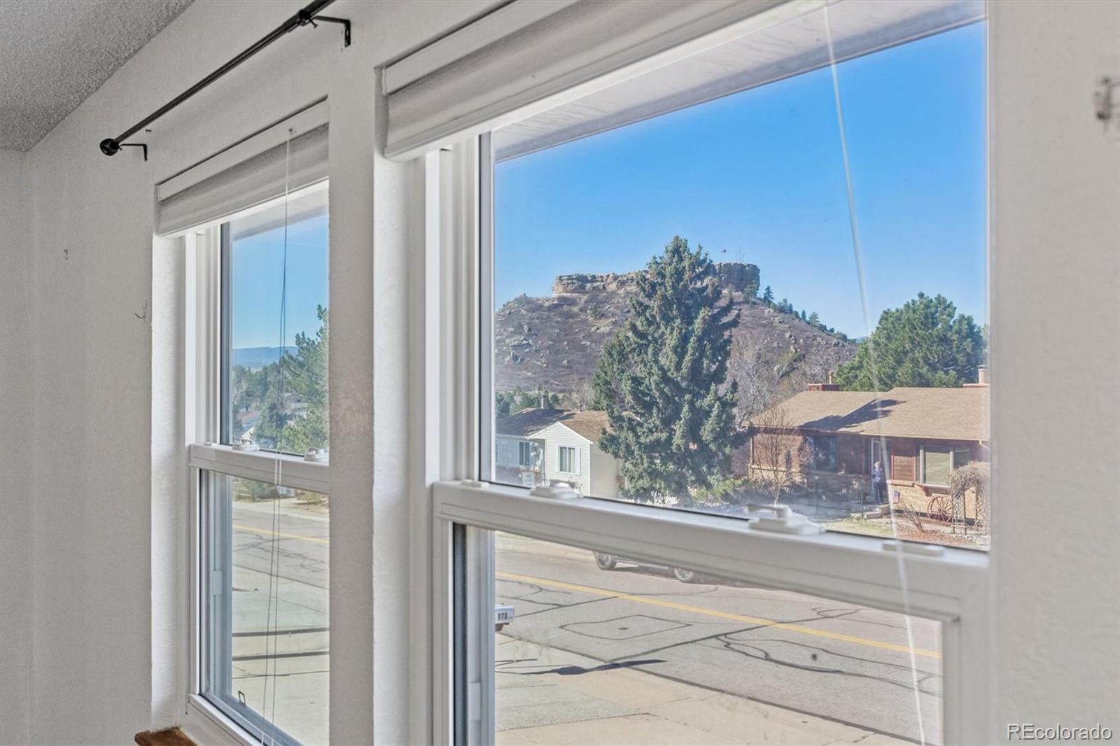 MLS Image #5 for 978  oakwood drive,castle rock, Colorado