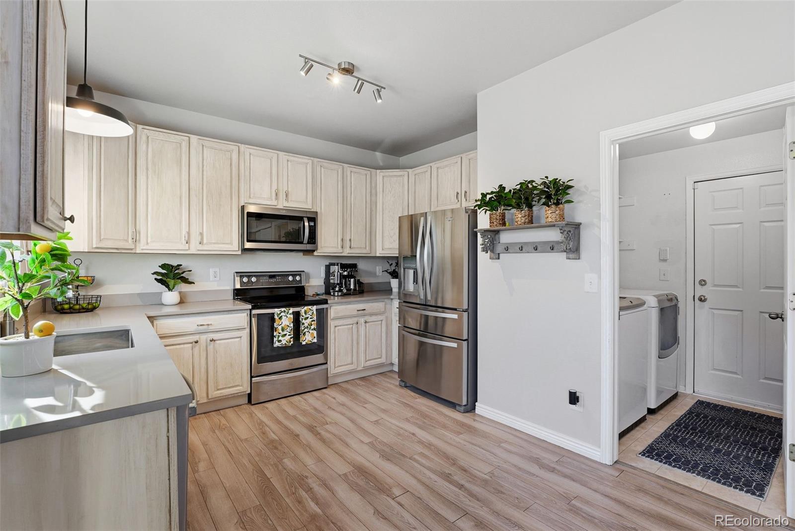 MLS Image #9 for 6800 w remington place,littleton, Colorado