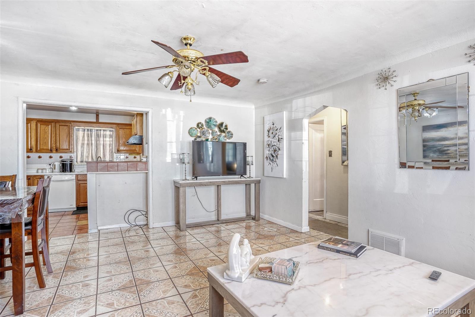 MLS Image #3 for 2941  ivanhoe street,denver, Colorado
