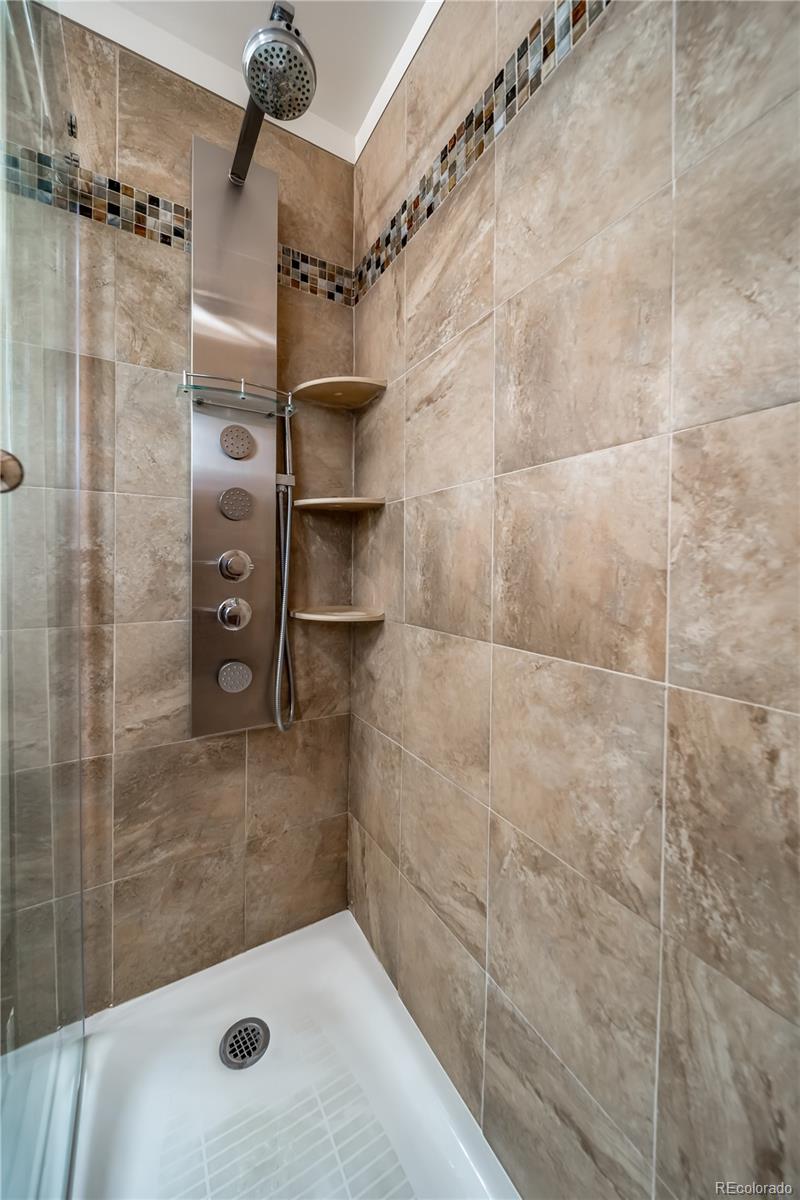 MLS Image #32 for 429  newark street,aurora, Colorado