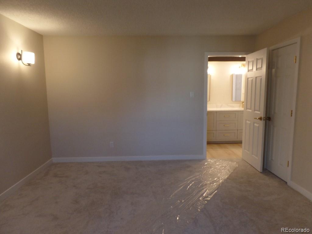 MLS Image #21 for 2880 s locust street 303s,denver, Colorado