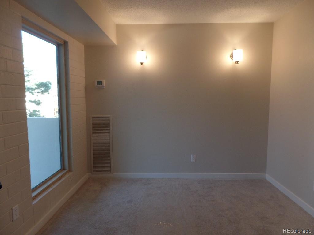 MLS Image #22 for 2880 s locust street 303s,denver, Colorado