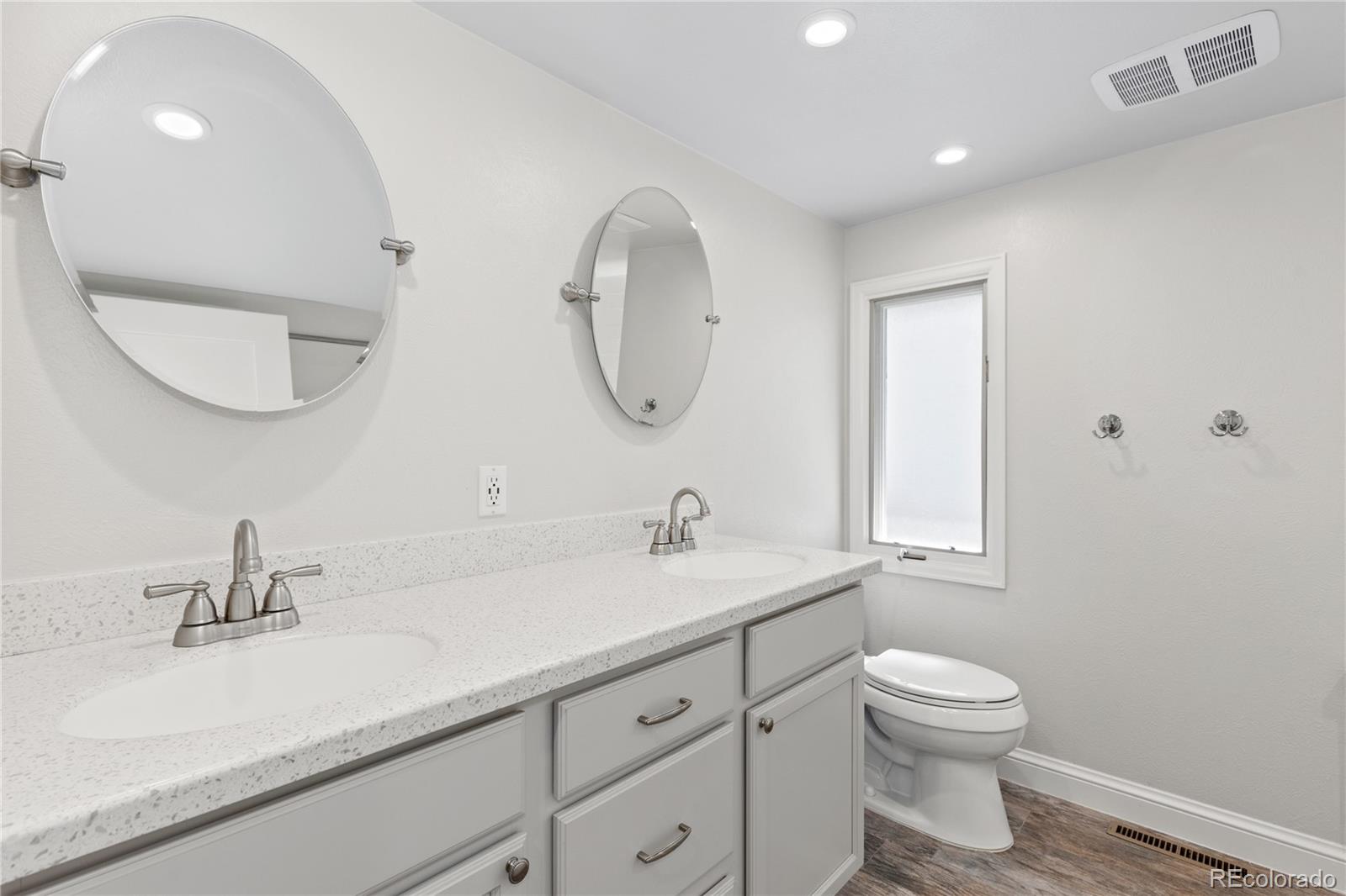 MLS Image #25 for 7755 s forest street,centennial, Colorado