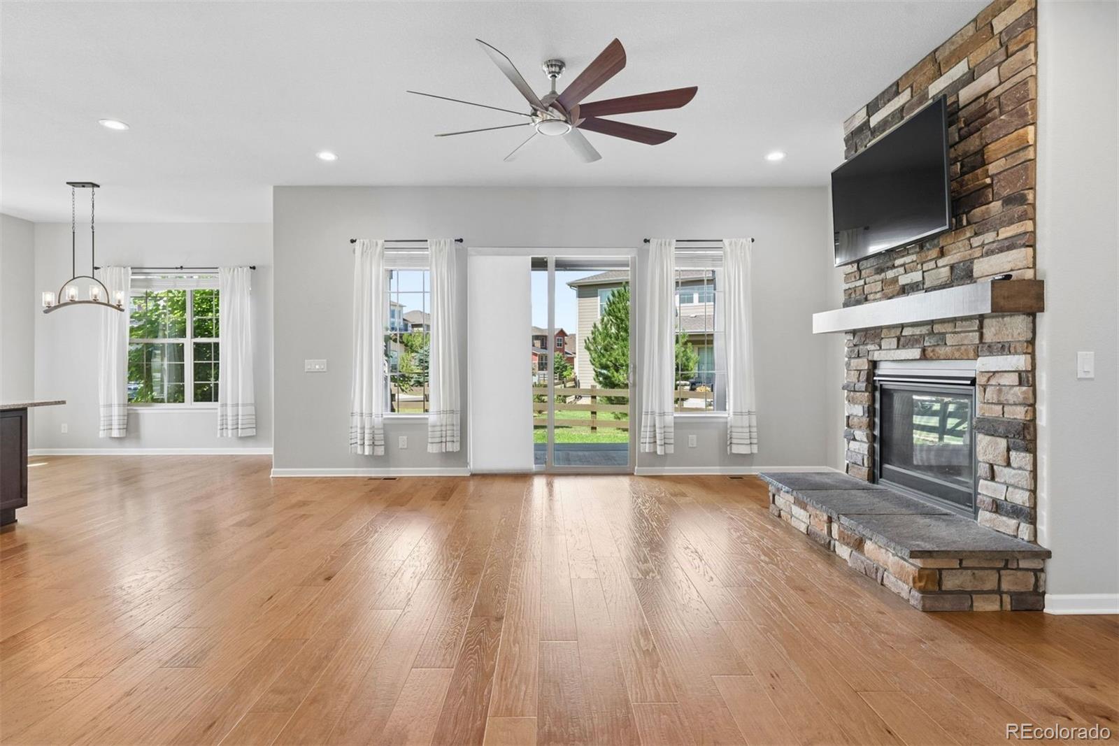 MLS Image #2 for 11887  discovery circle,parker, Colorado