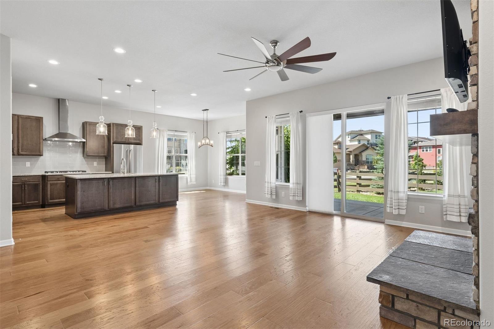 MLS Image #4 for 11887  discovery circle,parker, Colorado