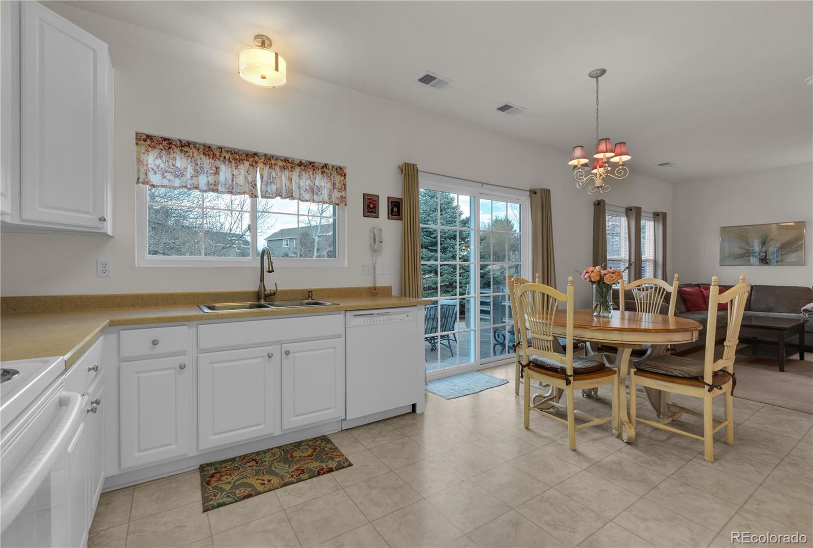 MLS Image #6 for 4052  brushwood way,castle rock, Colorado