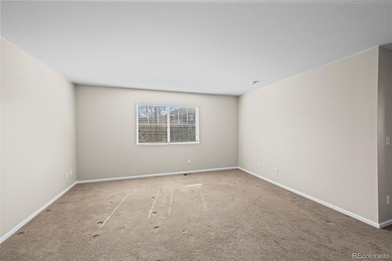 MLS Image #11 for 5078 s tempe way,aurora, Colorado