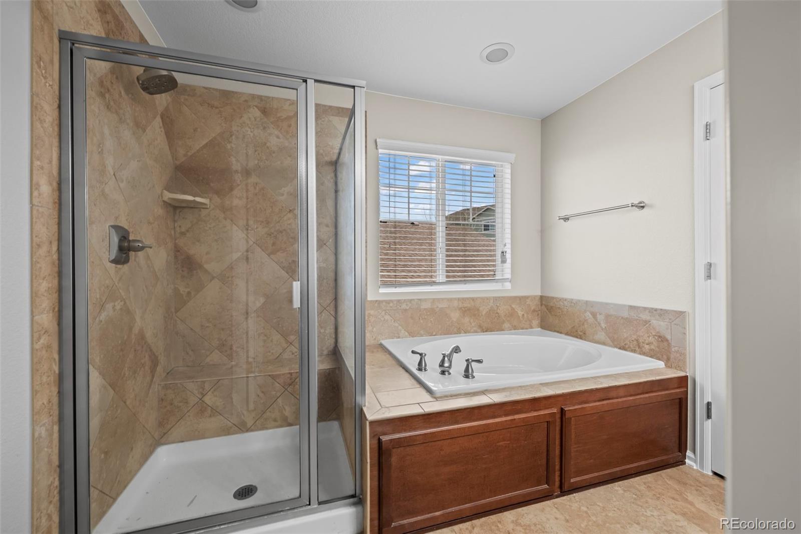 MLS Image #14 for 5078 s tempe way,aurora, Colorado