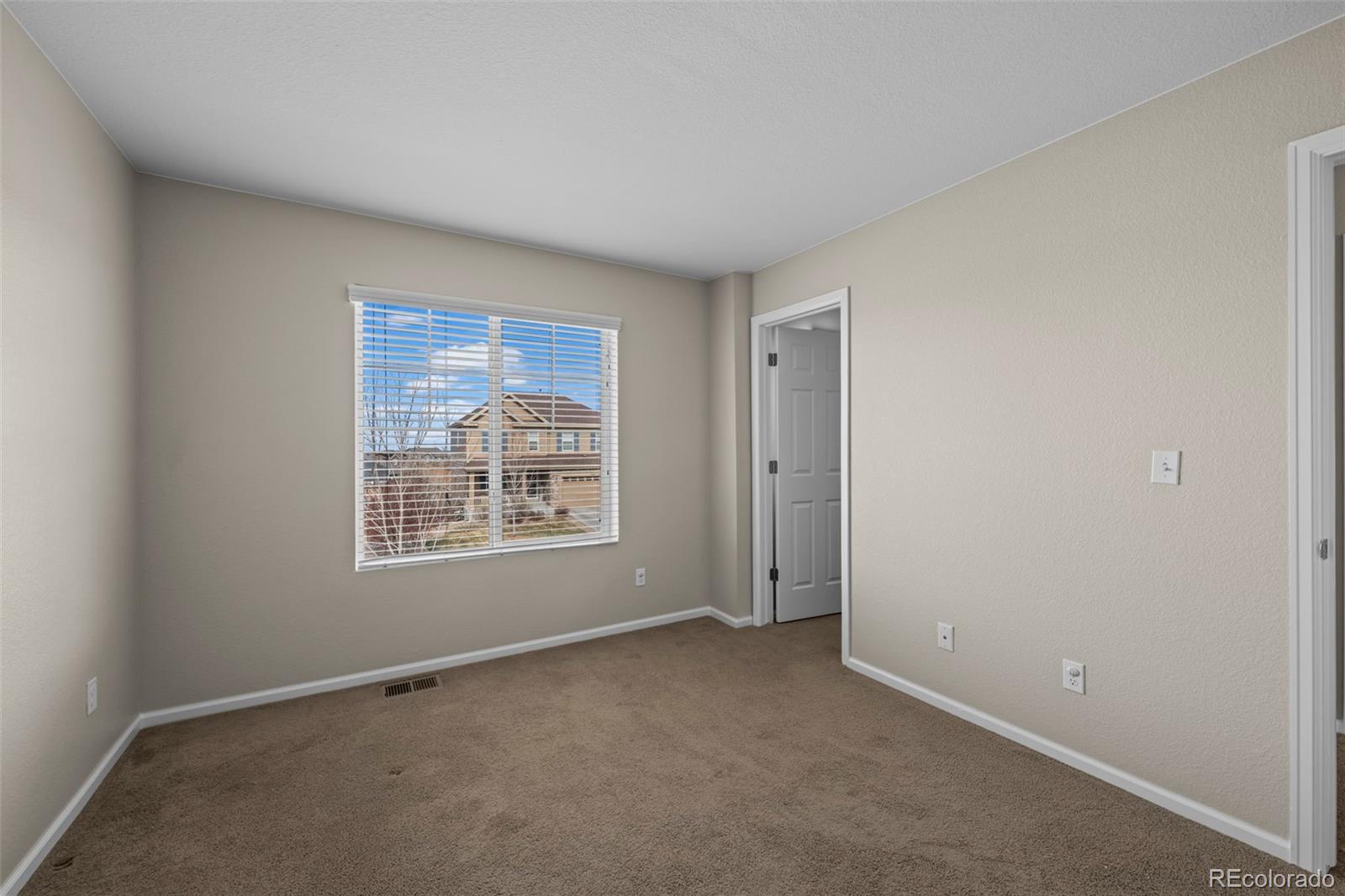MLS Image #18 for 5078 s tempe way,aurora, Colorado