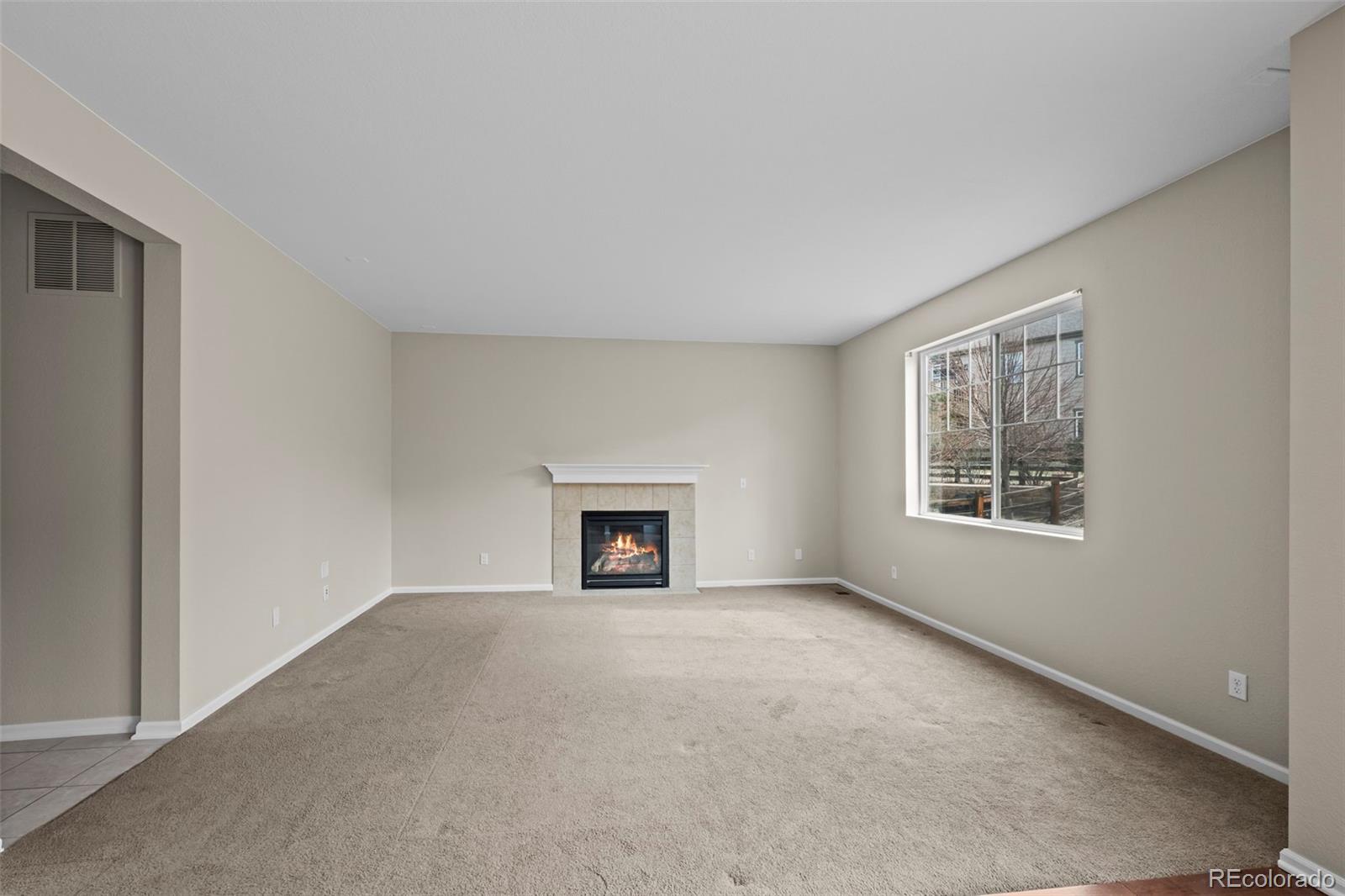 MLS Image #3 for 5078 s tempe way,aurora, Colorado