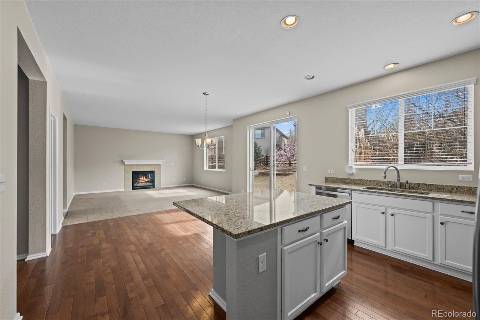 MLS Image #8 for 5078 s tempe way,aurora, Colorado