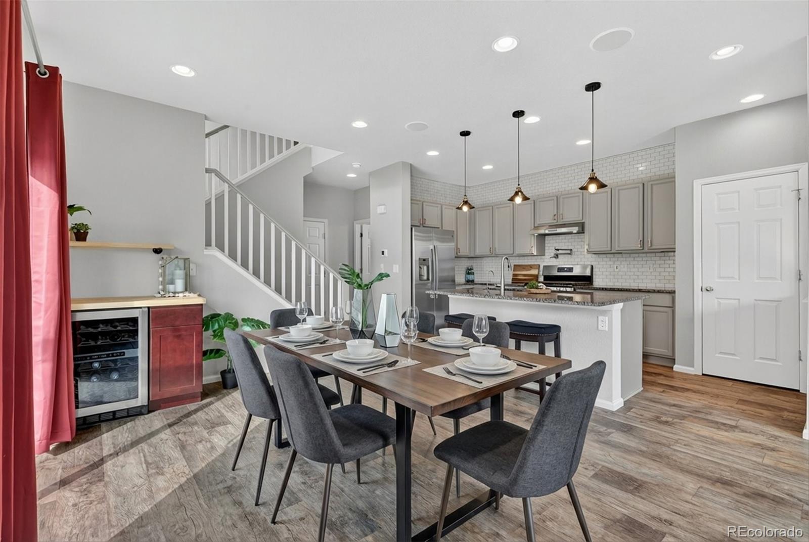 MLS Image #5 for 6571 n cathay street,denver, Colorado