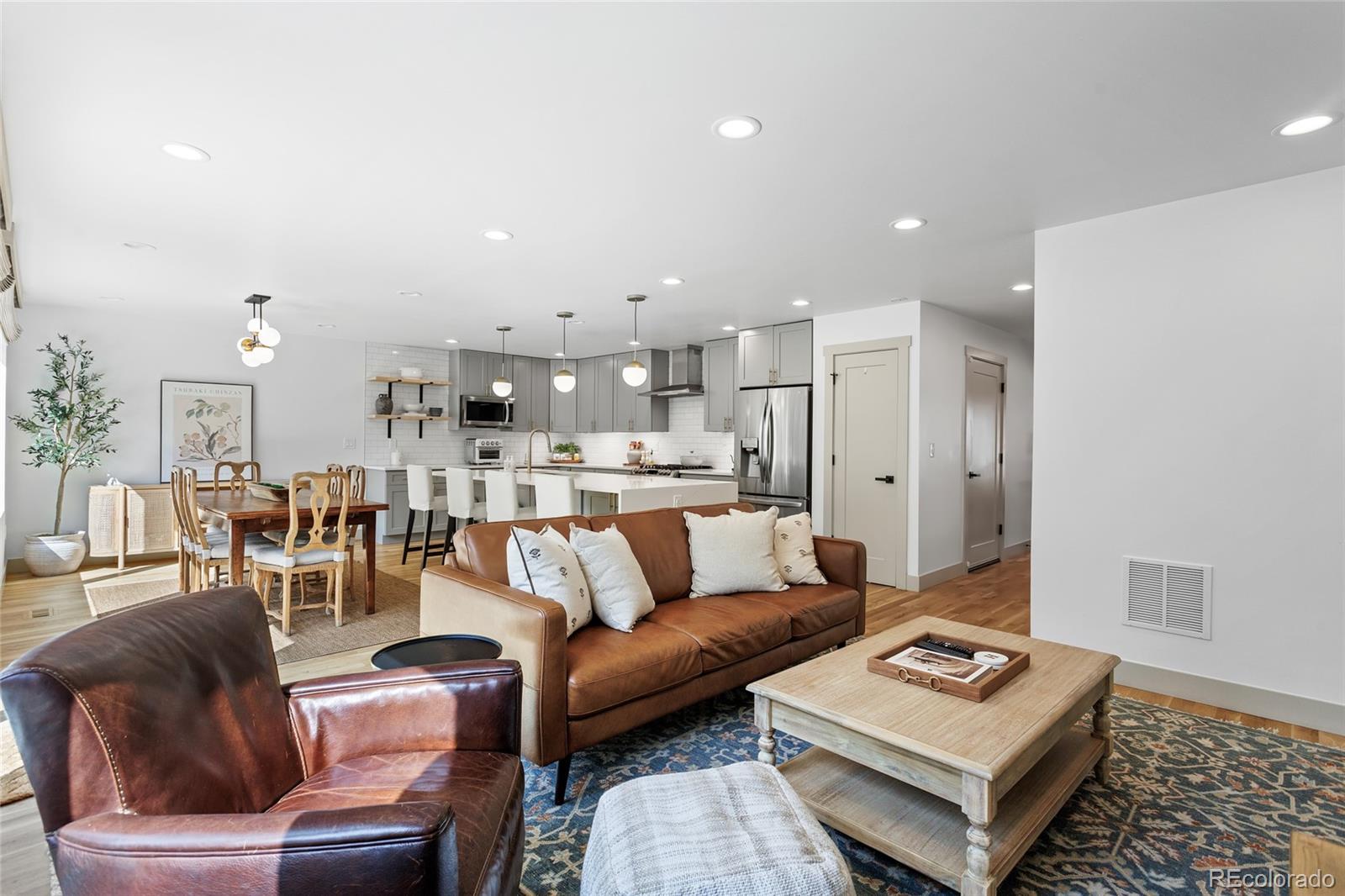 MLS Image #6 for 6085 s sycamore street,littleton, Colorado