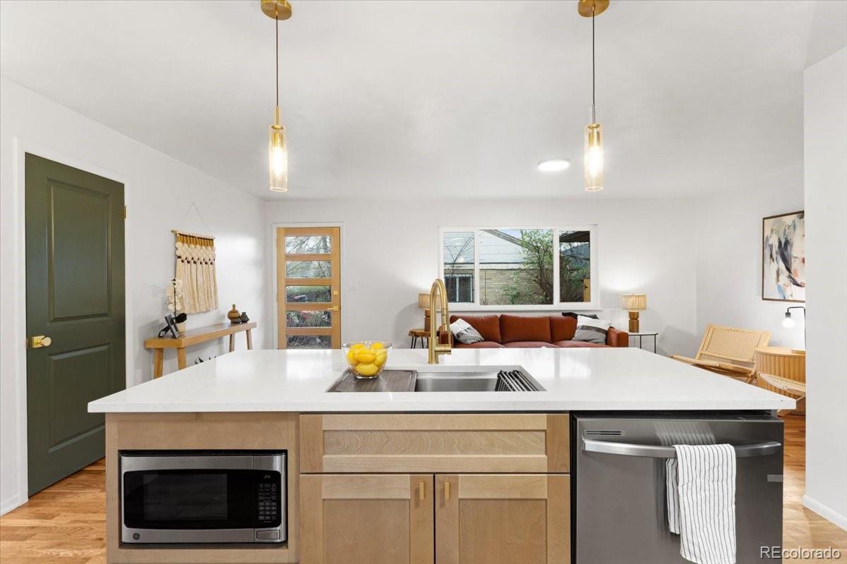 MLS Image #8 for 3285 n krameria street,denver, Colorado