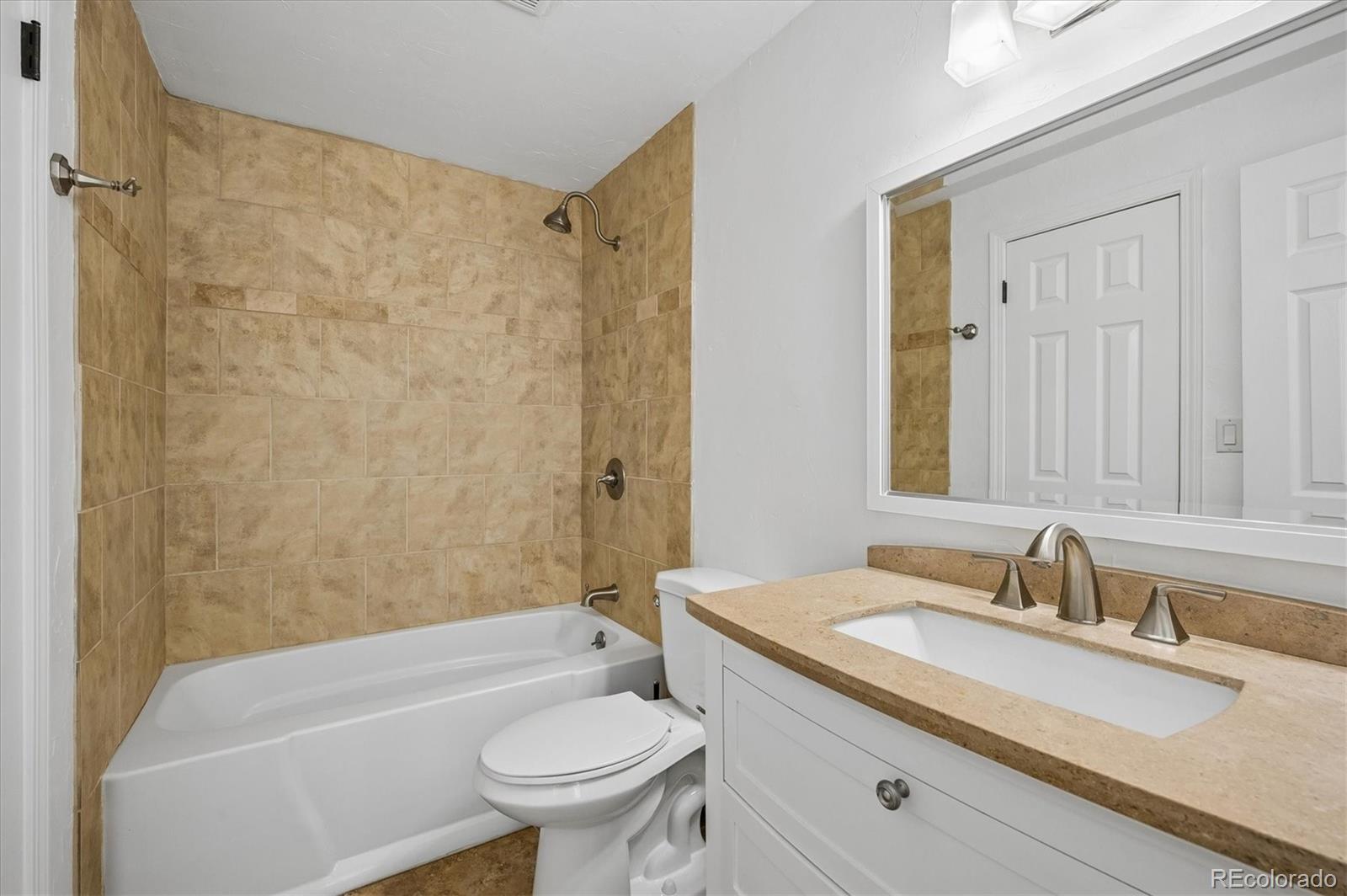 MLS Image #16 for 8192 w quarto drive,littleton, Colorado