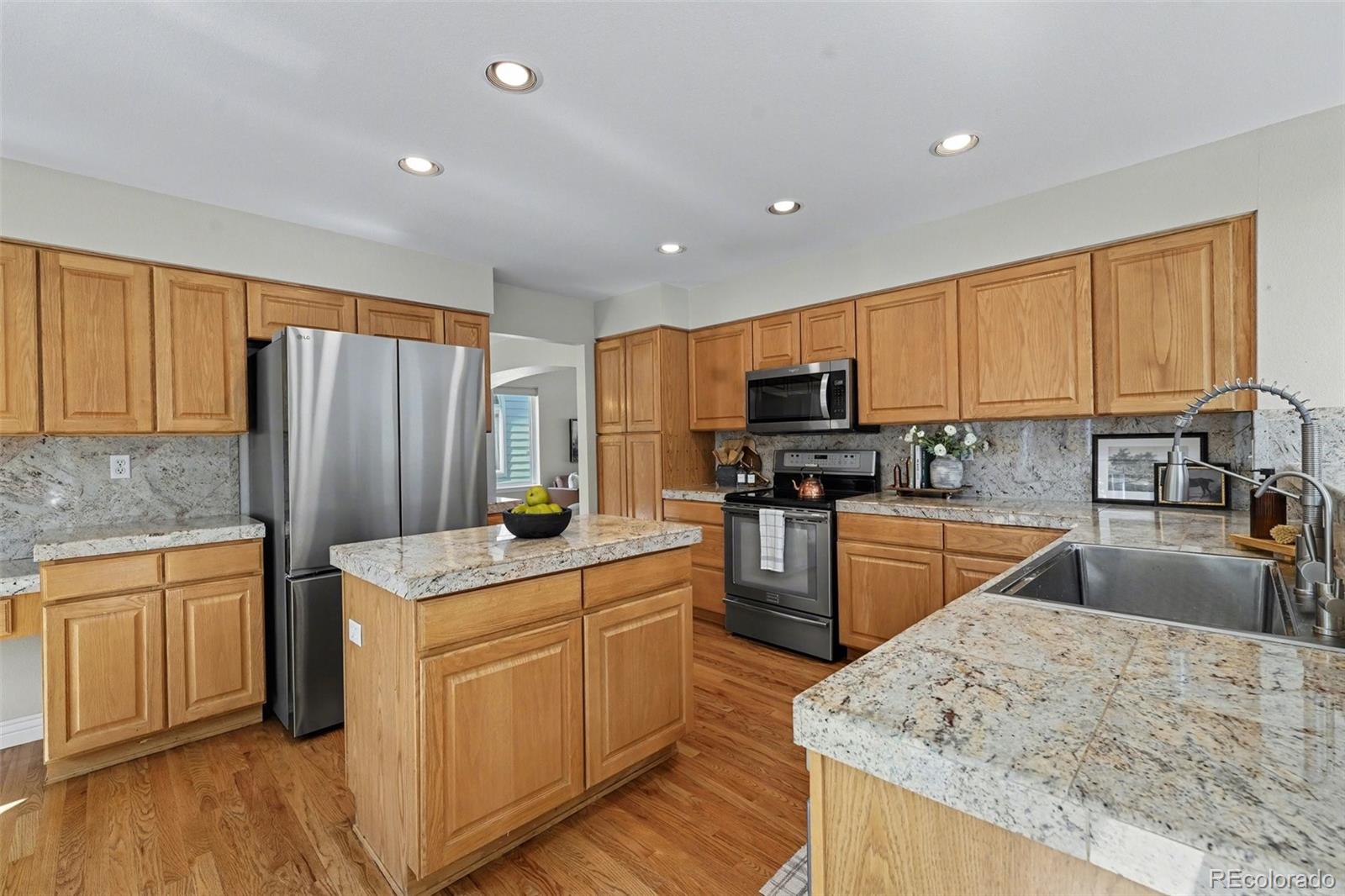 MLS Image #9 for 9845  spring hill street,highlands ranch, Colorado