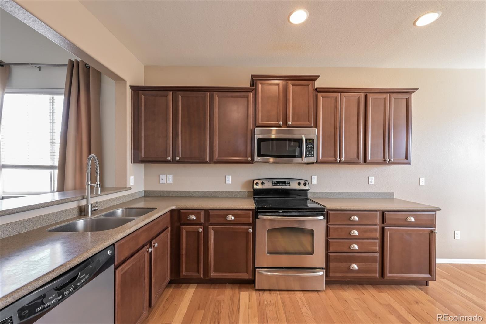 MLS Image #2 for 5613 s elk court,aurora, Colorado