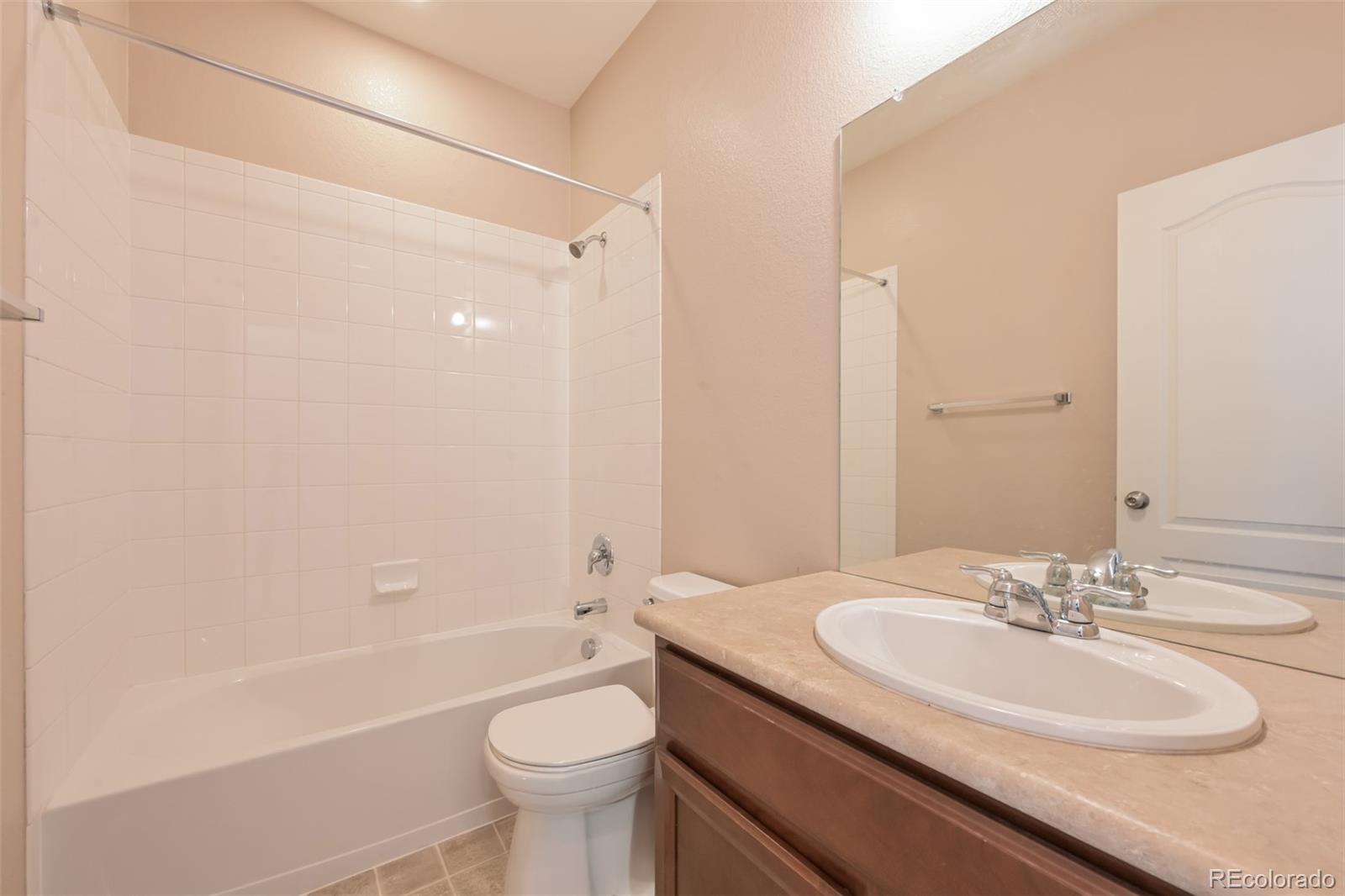 MLS Image #20 for 5613 s elk court,aurora, Colorado