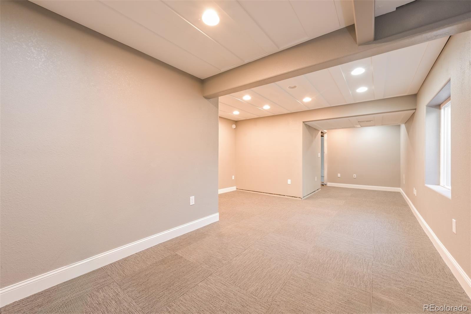 MLS Image #21 for 5613 s elk court,aurora, Colorado